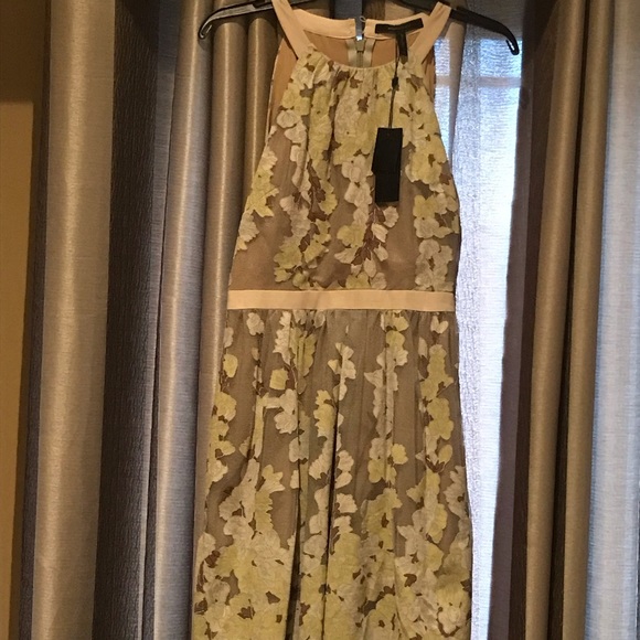 New  BCBGmaximara size 6 women’s dress new - Picture 2 of 8
